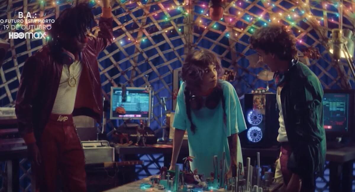 Assista ao trailer da ‘B.A. O Futuro Está Morto’,... Assista ao trailer da ‘B.A. O Futuro Está Morto’,...